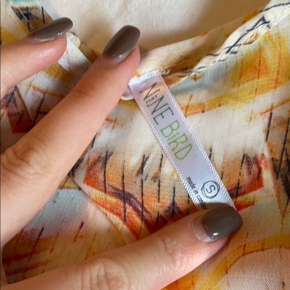 Flowy patterned top - Picture 3 of 3